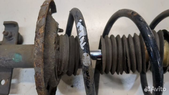 Амортизатор подвески Renault Captur, 2014