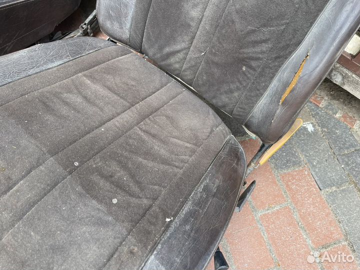 Сиденья сааб 96