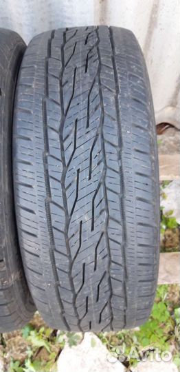Continental ContiCrossContact LX2 215/50 R17