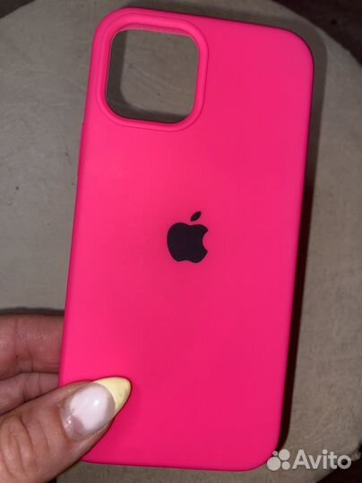 Чехол на iPhone 12 силиконовый