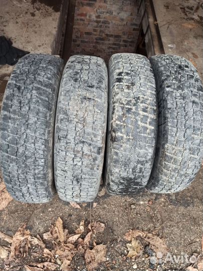 Шины диски и колеса на 16 niva