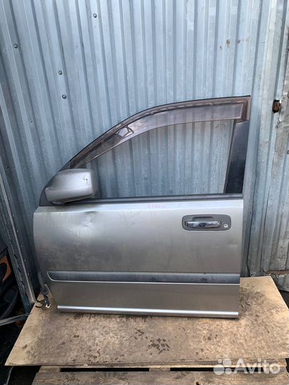 Дверь передняя левая Nissan X-trail T30 дефект