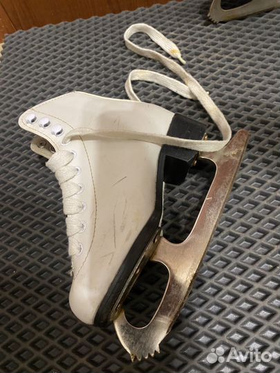 Коньки фигурные детские 28 размер