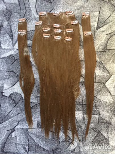 Волосы на заколках