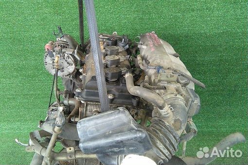 Двигатель в сборе двс nissan bassara U30 qr25de 20