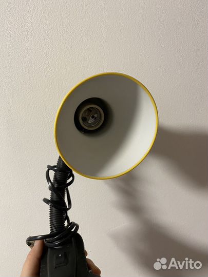 Лампа настольная