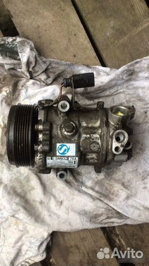 Компрессор кондиционера Volkswagen Polo 2009-2015