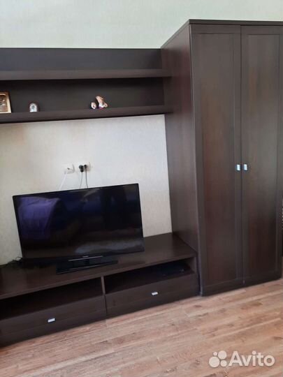 Стенка в гостиную со шкафом