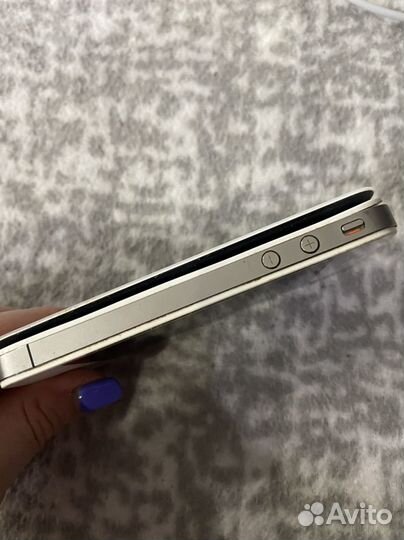 iPhone 4, 8 ГБ