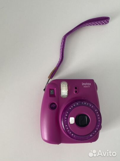 Пленочный фотоаппарат instax mini 9