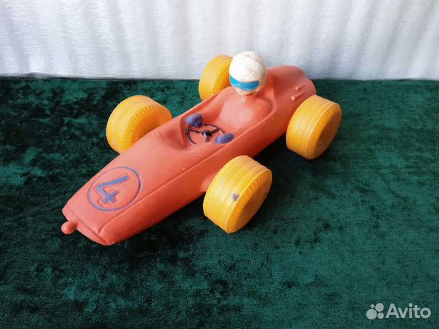 Машинка игрушка гоночная машина дутыш СССР гонка