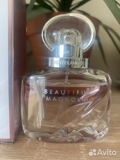 Beautiful Magnolia Estée Lauder