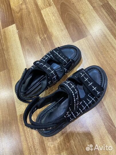 Сандалии женские