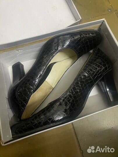 Туфли на каблуках 41