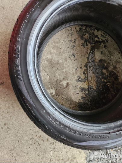 Bridgestone Sporty Style MY-02 225/45 R17