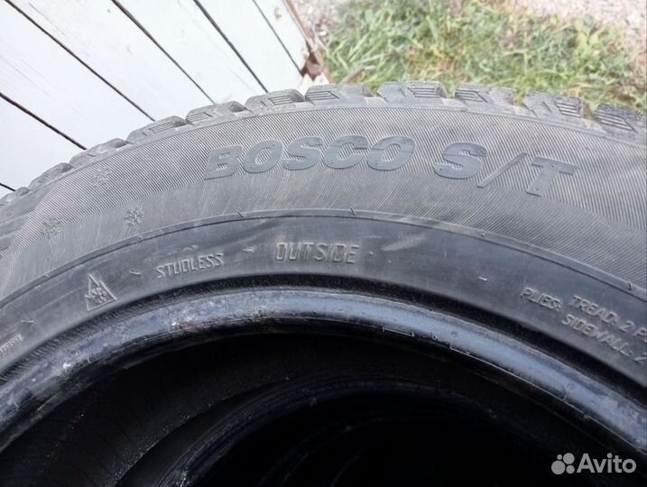 Viatti Bosco S/T V-526 215/60 R17 96T