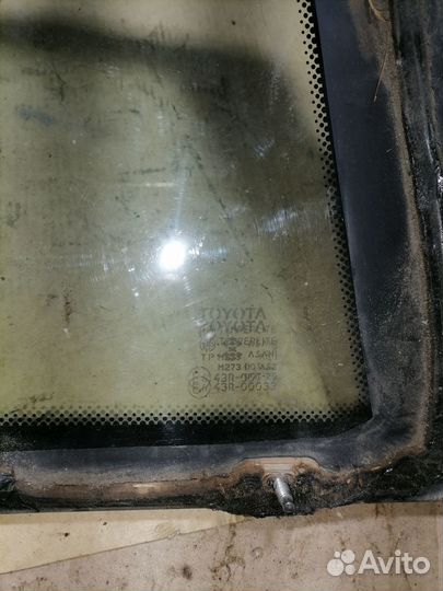 Стекло боковое Sprinter Carib AE90