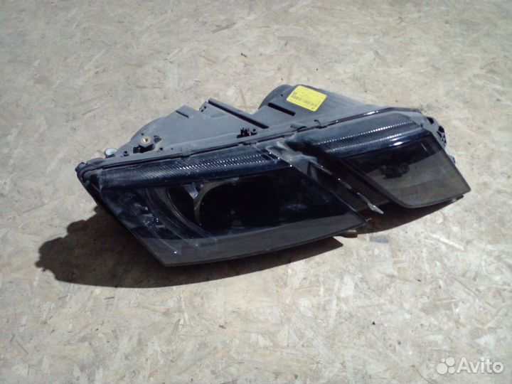 Фара правая Skoda Octavia A7 дефект