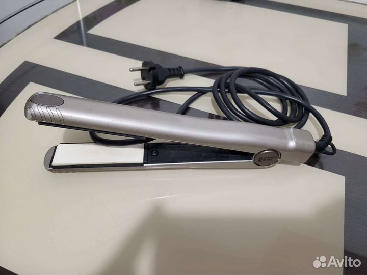 Утюжок для волос