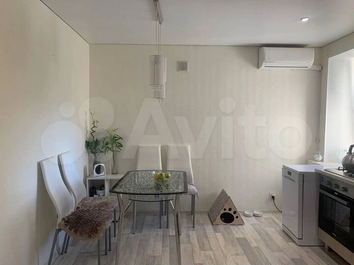 2-к. квартира, 50 м², 5/5 эт.