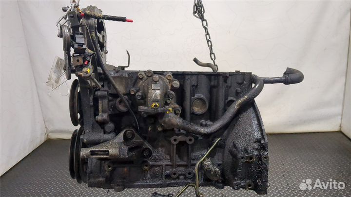 Блок цилиндров Nissan X-Trail (T30), 2005