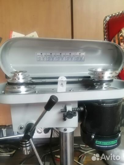 Продам станок сверлильный