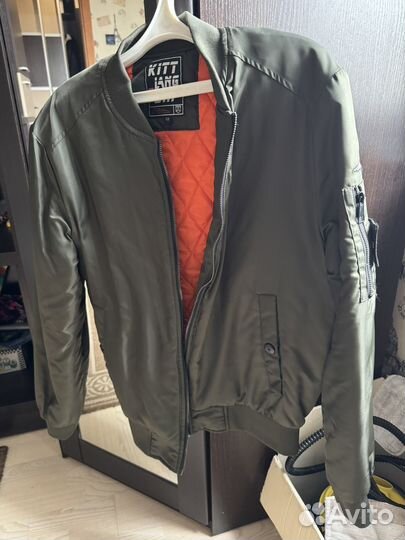Мужская куртка бомбер