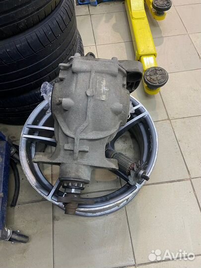 Редуктор BMW 640D задний привод l2.81