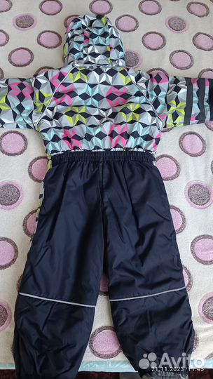 Зимний комбинезон для девочки