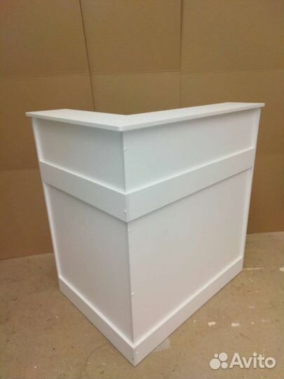 Стойка ресепшн