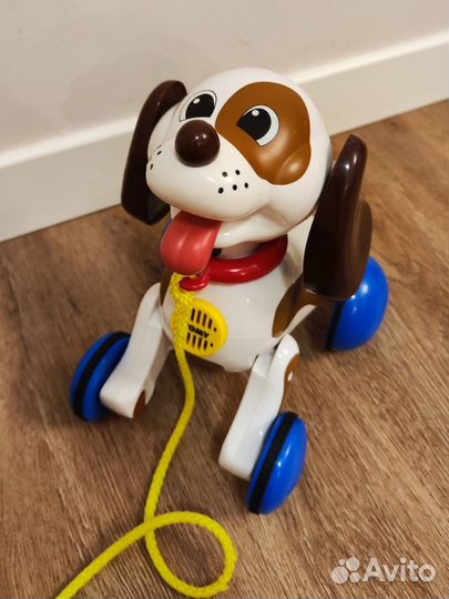 Интерактивная игрушка-каталка щенок Tomy