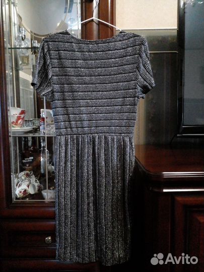 Платье женское 44