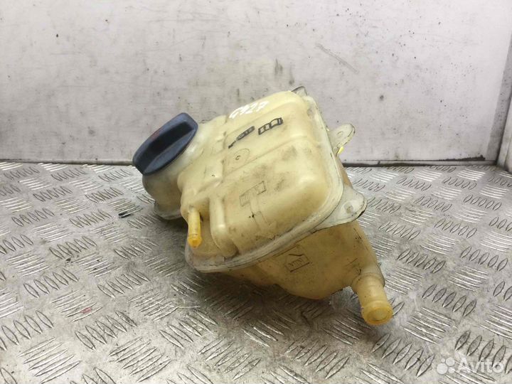 Бачок расширительный Audi A6 ARJ