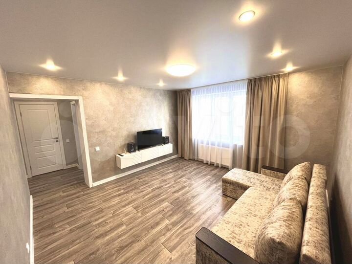 2-к. квартира, 56 м², 12/14 эт.