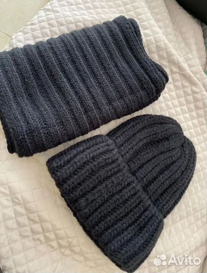 Шапка зимняя женская и снуд новые