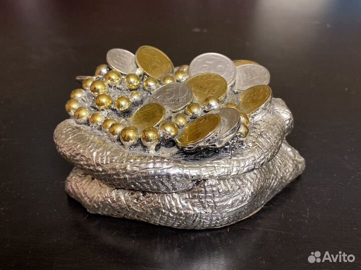 Статуэтка «Денежный мешок» из серебра