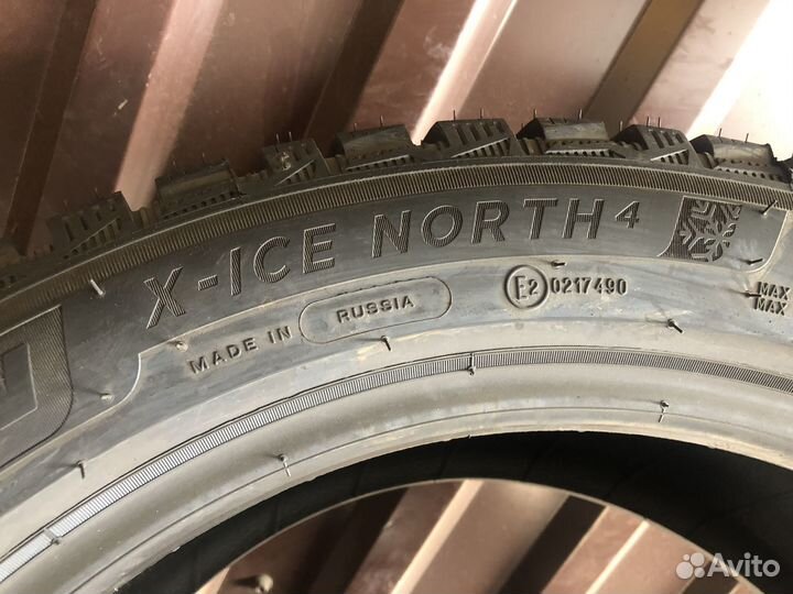 Michelin X-Ice North 4 225/50 R17 98T