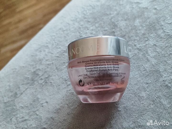 Пустой флакон из под крема lancome