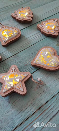 Игрушки новогодние на ёлку