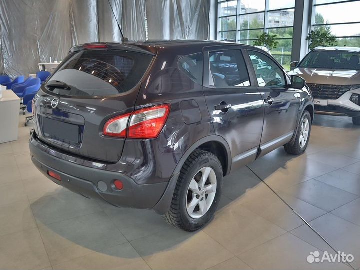 Nissan Qashqai 2.0 CVT, 2010, 175 300 км