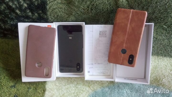 Xiaomi Mi 8 SE, 6/64 ГБ