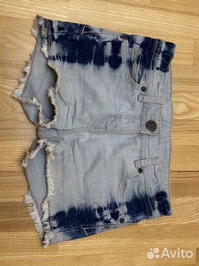 Джинсовые шорты