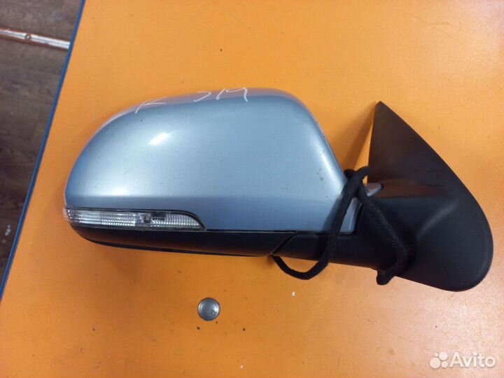 Зеркало правое Skoda Octavia А5