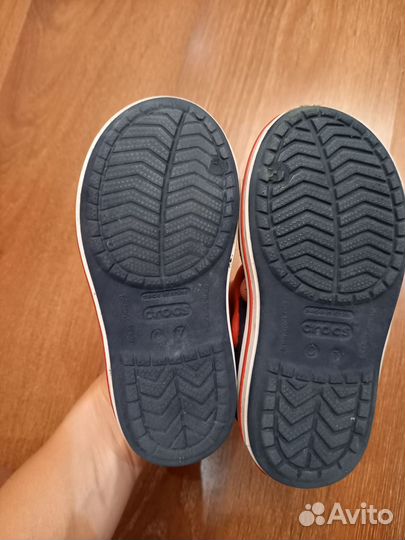 Сандалии crocs c7