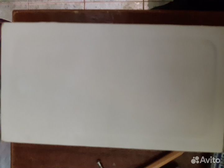 Коробка от Айфона