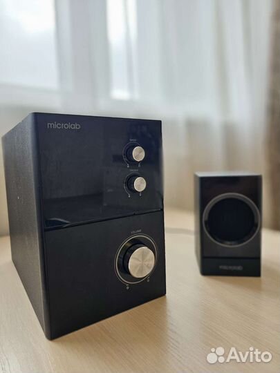 Акустические колонки microlab