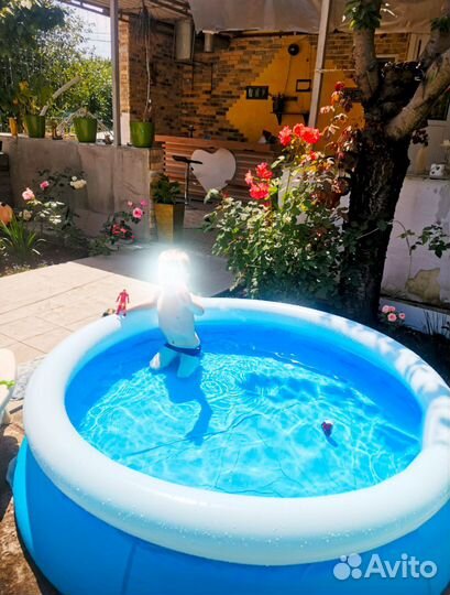 Детский надувной бассейн новый