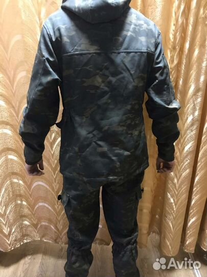 Комуфляжный костюм