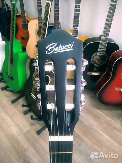 Классическая гитара Belucci