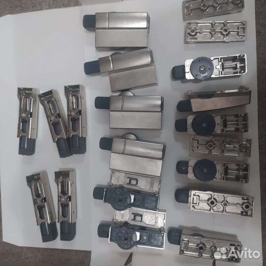 Доводчик дверной Blum